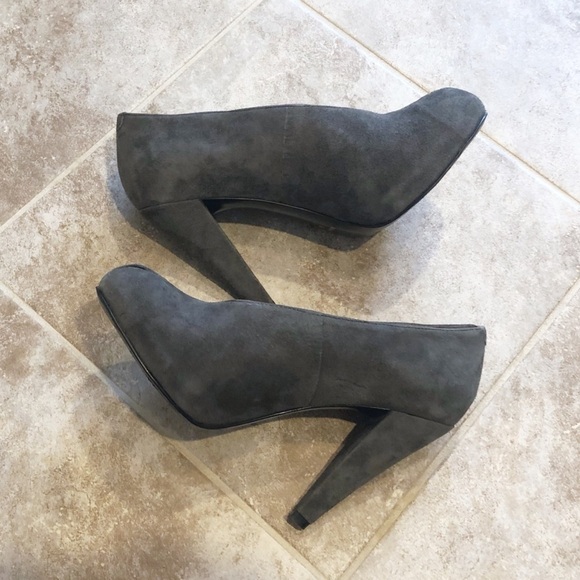 Nine West suede leather gray ankle booties… - Picture 3 of 12
